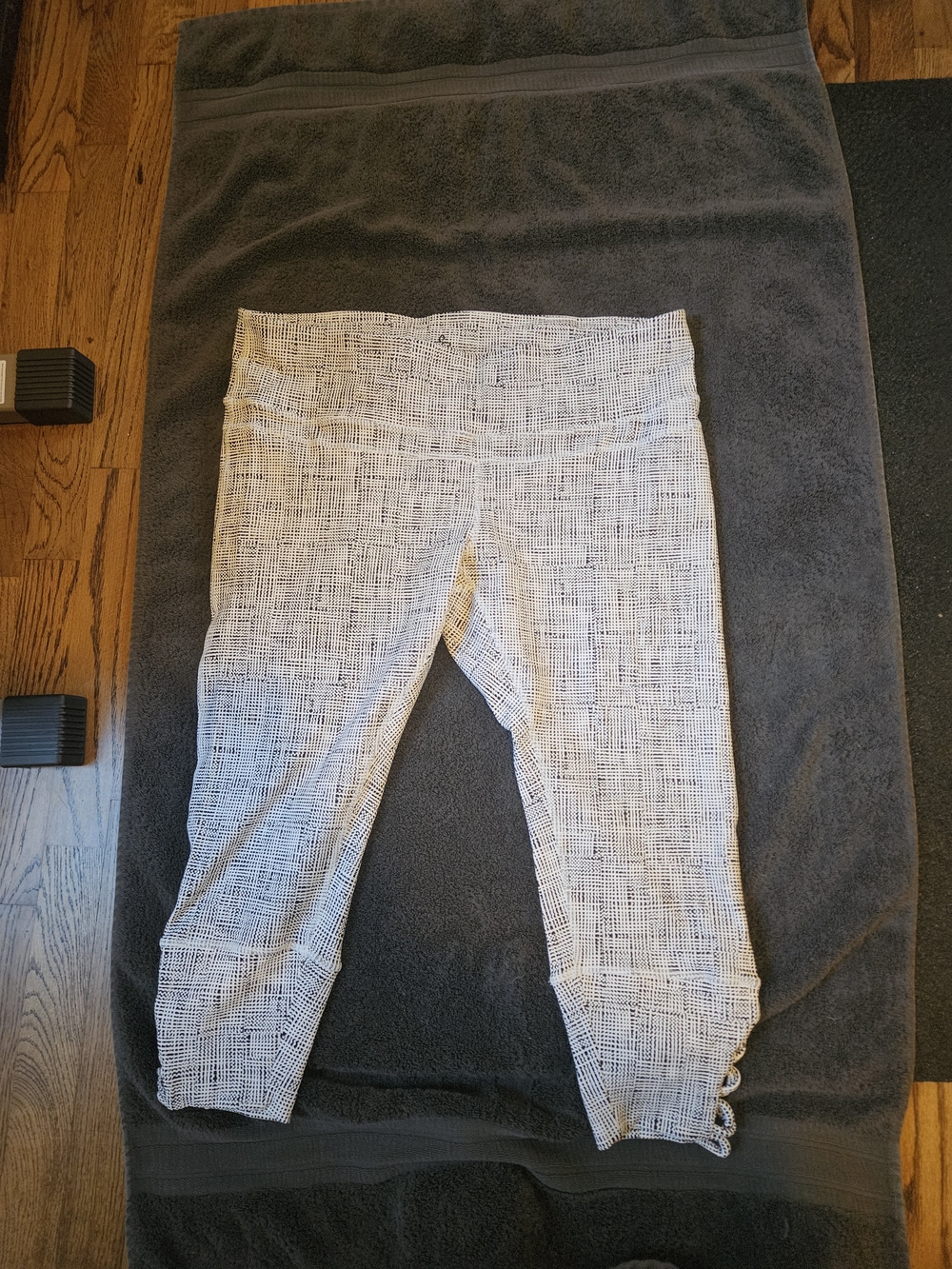 PrAnaWhite Patterned Active Capri Pants With Fun Ankle Detail